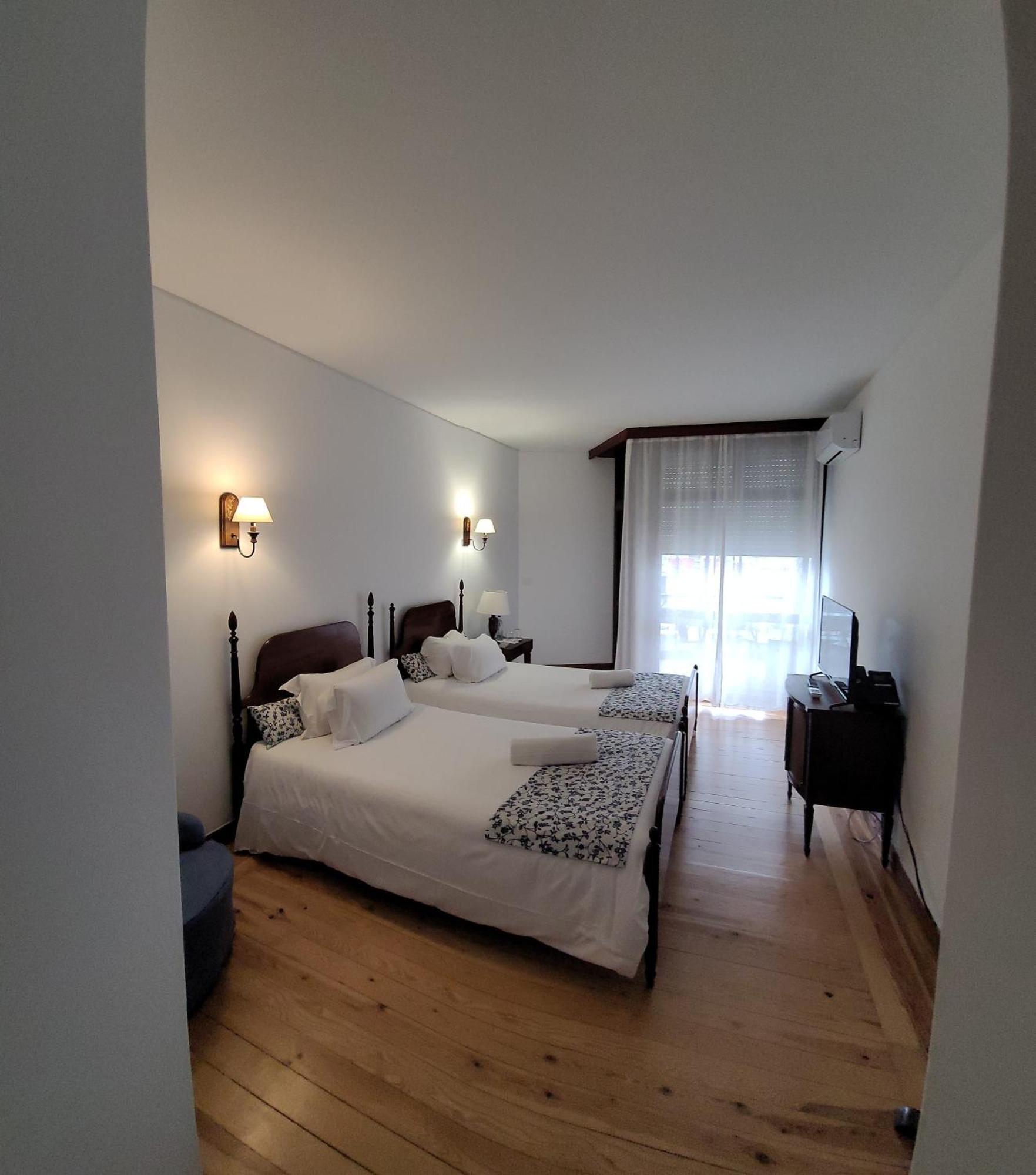 Boutique Inn & Restaurant - Casa Dos Suecos Figueira da Foz Kültér fotó